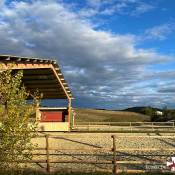 Manège couvert et avancée extérieure