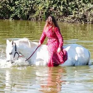 Se baigner avec son cheval
