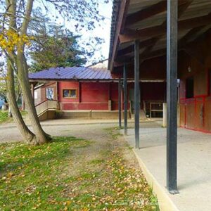 Ecurie, les boxes des chevaux